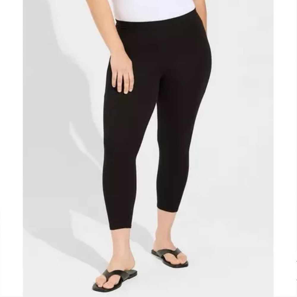 TORRID Cropped Leggings Black Size 1X 14-16